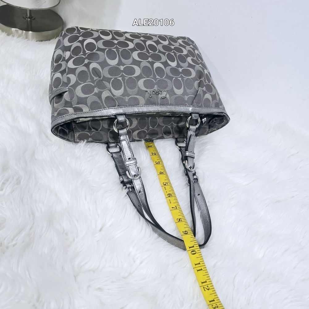 Coach Gallery East West tote bag with signature monogram print in gray and silve - Picture 5 of 16